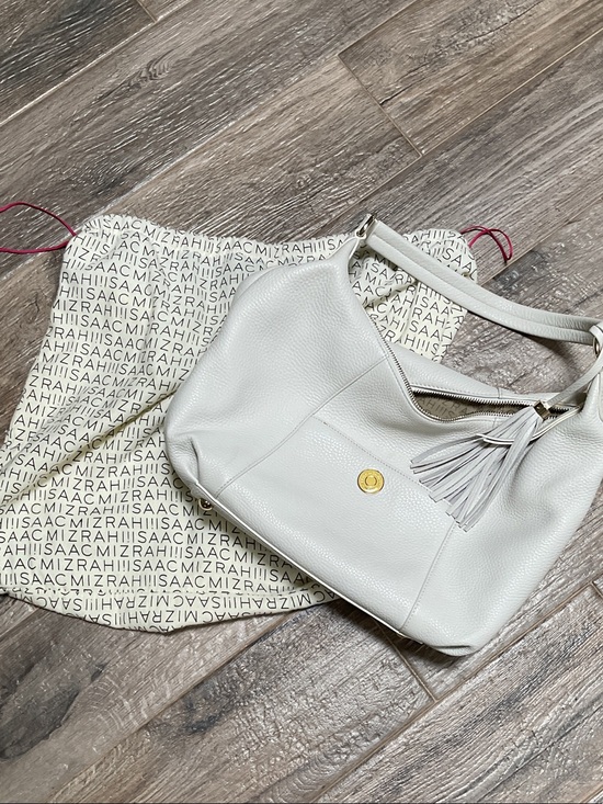 Isaac Mizrahi Handbags - Isaac Mizrahi White Leather Shoulder Hobo with Tassel